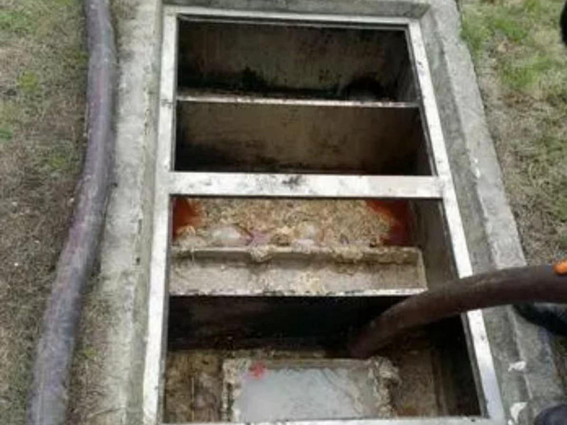 长倘口镇隔油池清理